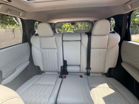 New 2025 Mitsubishi Outlander AWD image 38