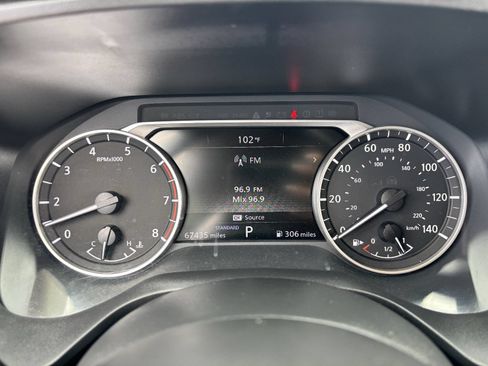 Used 2023 Nissan Rogue S FWD image 31