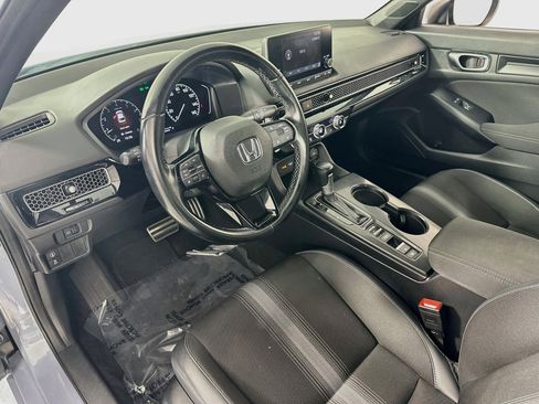 Used 2023 Honda Civic Sport image 9