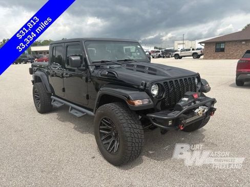 Used 2022 Jeep Gladiator Sport AWD/4WD image 8
