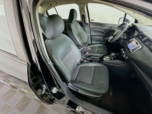 Used 2020 Nissan Versa S image 29