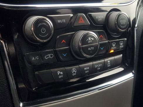 Used 2020 Jeep Grand Cherokee Limited image 26