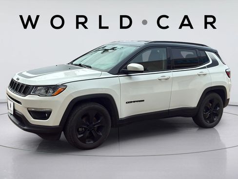 Used 2021 Jeep Compass Latitude FWD image 12