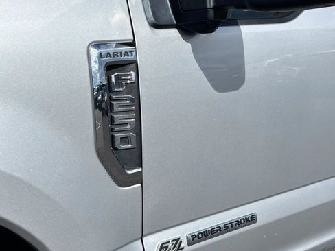 Used 2018 Ford F250 Lariat w/ Lariat Ultimate Package AWD/4WD image 5