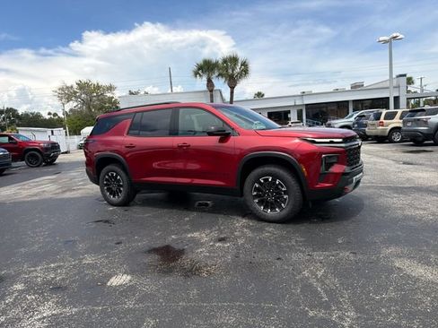 New 2026 Chevrolet Traverse Z71 w/ Enhanced Driving Package AWD/4WD image 16