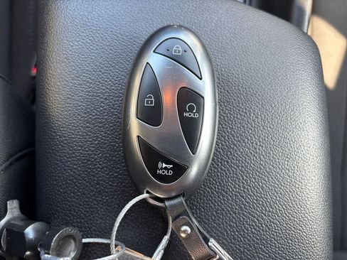 Used 2025 Hyundai Elantra SEL image 28