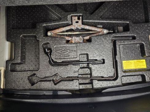 Used 2014 Toyota Camry SE FWD image 37