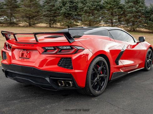 Used 2021 Chevrolet Corvette Stingray Convertible 3LT Z51 w/ Z51 Performance Package image 18