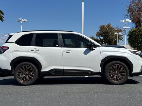 Used 2025 Subaru Forester Sport w/ Popular Package #2 AWD/4WD image 4
