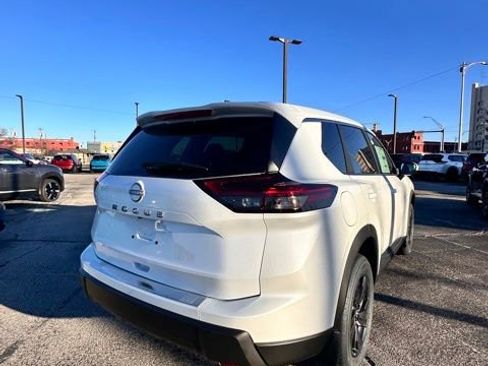 New 2026 Nissan Rogue SV w/ Cold Weather Package image 8