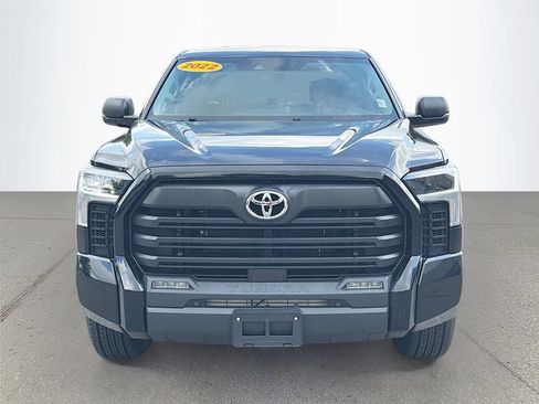 Used 2022 Toyota Tundra SR5 AWD/4WD image 9