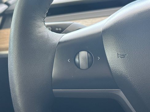 Used 2022 Tesla Model 3 RWD image 28