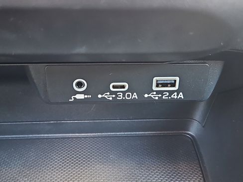 Certified 2025 Subaru Impreza 2.0i Sport image 9