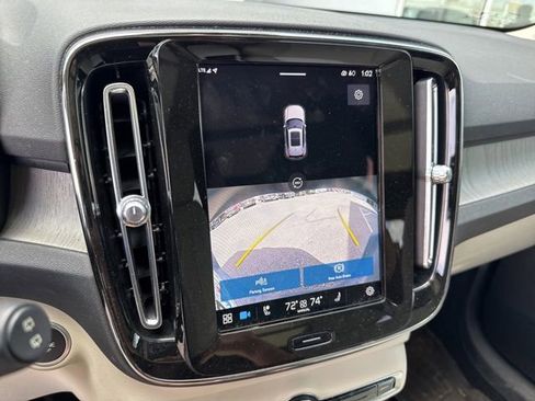 Used 2023 Volvo XC40 B5 Plus w/ Driver Assist Package image 7