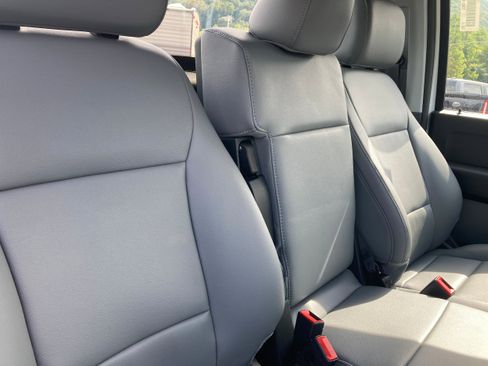 New 2026 Ford F250 XL w/ Snow Plow/Camper Package image 10