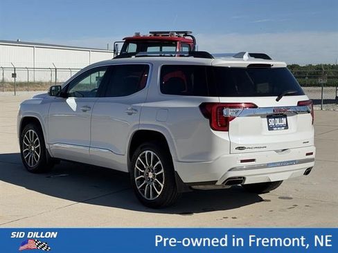 Certified 2021 GMC Acadia Denali w/ Denali Ultimate Package AWD/4WD image 7