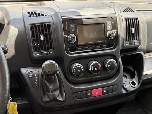 Used 2019 RAM ProMaster 2500 FWD image 18