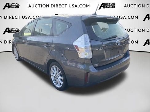 Used 2012 Toyota Prius V Five FWD image 11