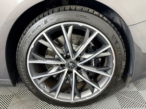 Used 2022 Maserati Ghibli Modena Q4 image 31