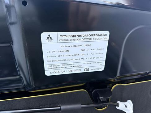 New 2026 Mitsubishi Outlander SE image 30