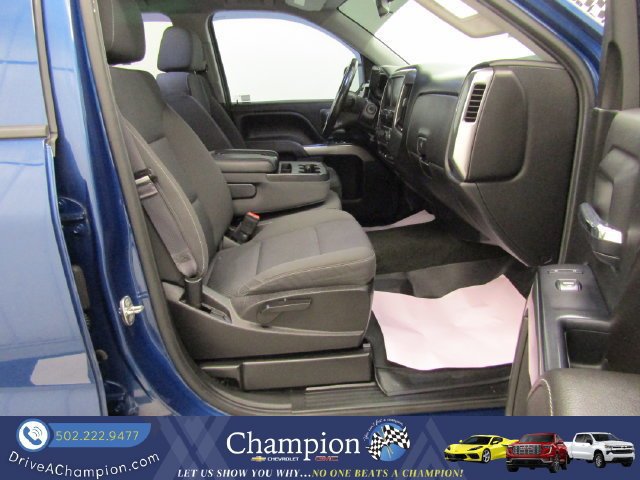 Used 2017 Chevrolet Silverado 1500 LT w/ All Star Edition AWD/4WD image 38