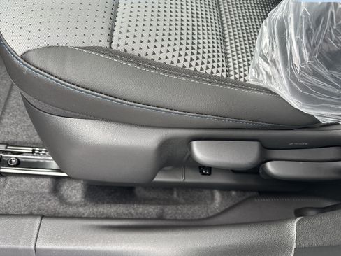 New 2026 Chevrolet Trax LT w/ Driver Confidence Package FWD image 9