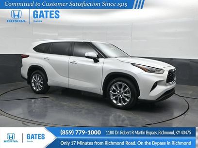 Used 2022 Toyota Highlander Limited