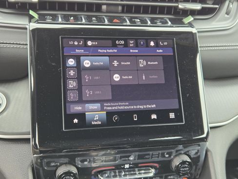 New 2025 Jeep Grand Cherokee L Altitude image 10