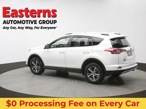 Used 2018 Toyota RAV4 XLE AWD/4WD image 65