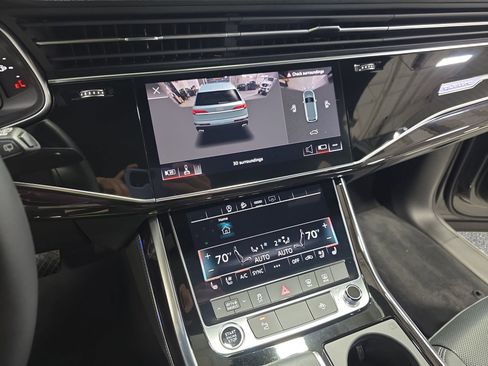 Used 2025 Audi Q7 3.0T Premium Plus image 20