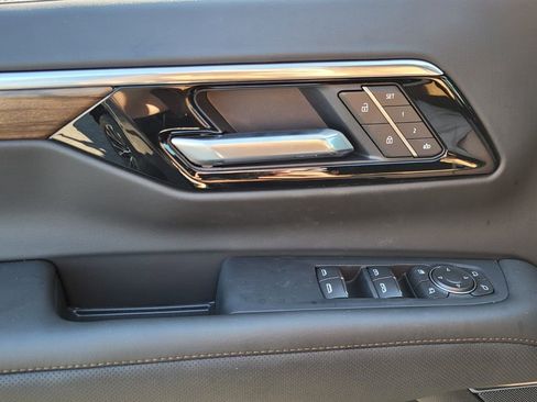 New 2025 Chevrolet Tahoe High Country AWD/4WD image 28