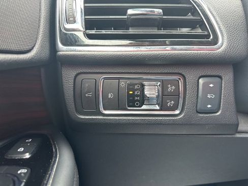 Used 2023 Lincoln Navigator Reserve image 14