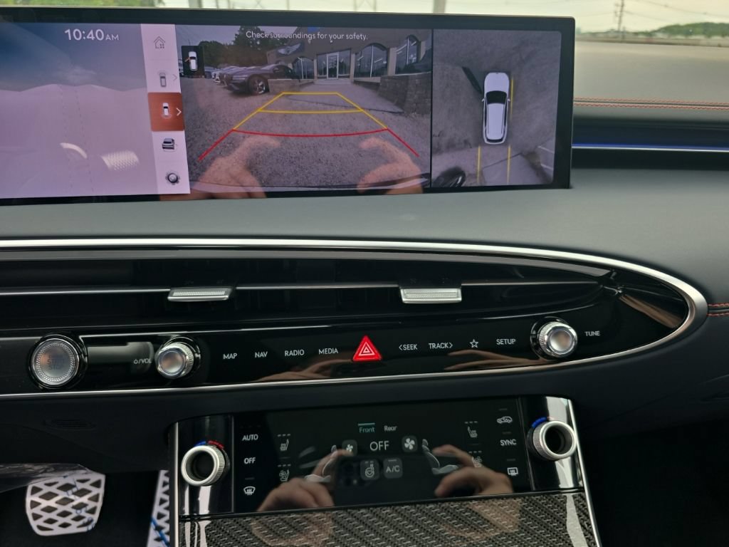 New 2027 Genesis GV70 3.5T Prestige AWD/4WD image 18