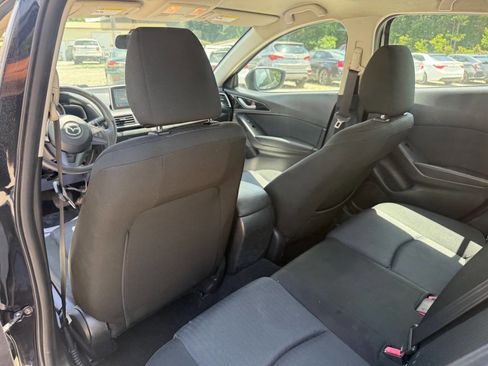 Used 2015 MAZDA MAZDA3 i Sport FWD image 22
