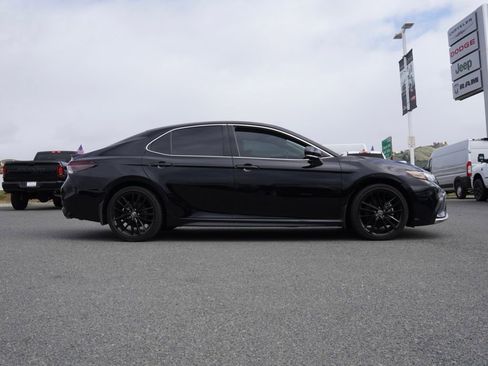 Used 2024 Toyota Camry XSE image 3