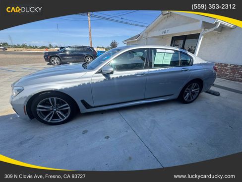 Used 2016 BMW 750i xDrive AWD/4WD image 5