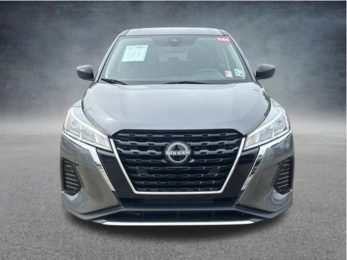 Used 2024 Nissan Kicks S FWD image 2