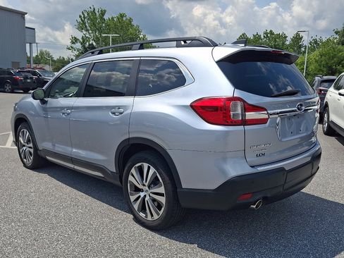 Used 2022 Subaru Ascent Limited w/ Technology Package AWD/4WD image 6