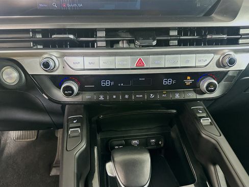 Used 2025 Kia Telluride S FWD image 24