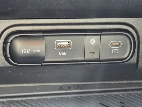 Used 2024 Kia Sportage EX image 45