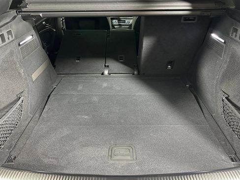 Used 2022 Audi SQ5 Premium w/ Convenience Package image 14