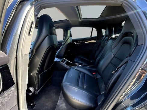 Used 2018 Porsche Panamera 4 AWD/4WD image 23