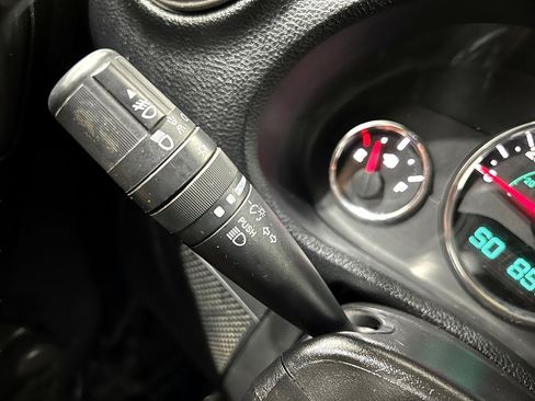 Used 2015 Jeep Wrangler Sport w/ Connectivity Group image 22