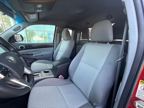 Used 2015 Toyota Tacoma 4x4 Access Cab w/ SR5 Package image 11