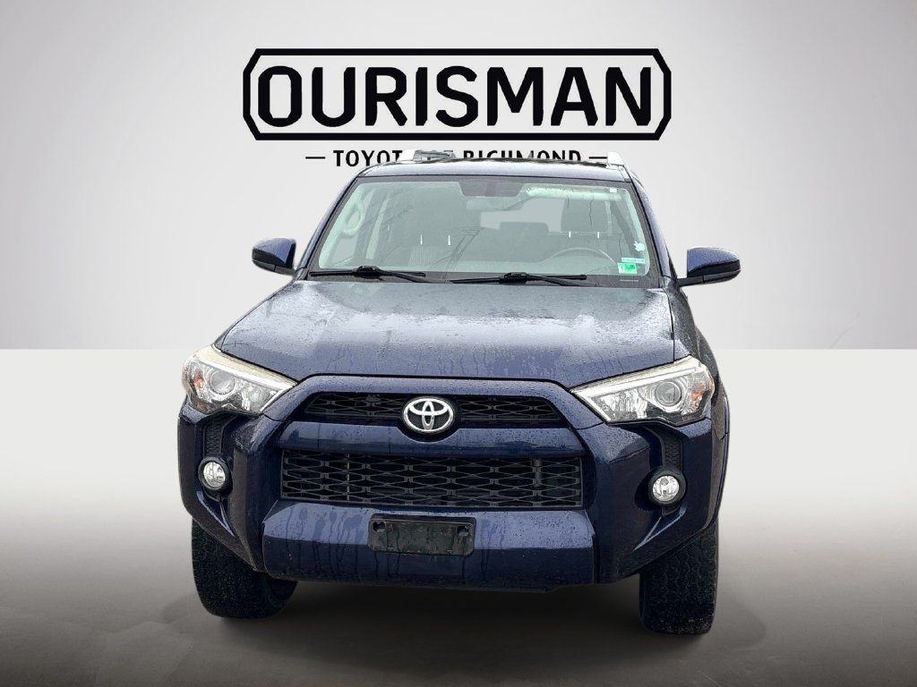 Used 2016 Toyota 4Runner SR5 AWD/4WD image 2