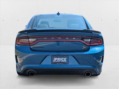 Used 2022 Dodge Charger Scat Pack image 6