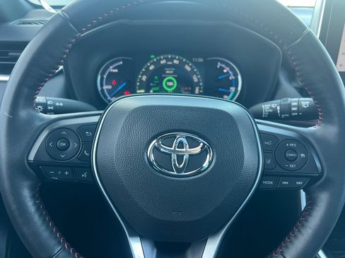 Used 2024 Toyota RAV4 SE w/ Weather & Moonroof Package AWD/4WD image 20