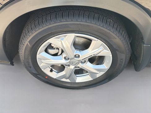 Certified 2024 Honda HR-V LX image 35