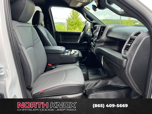 New 2026 RAM 5500 Tradesman AWD/4WD image 23