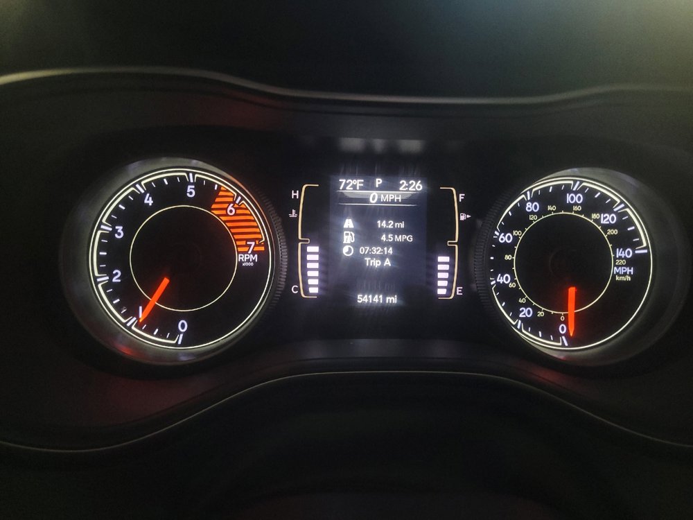 Used 2019 Jeep Cherokee Latitude Plus FWD image 23